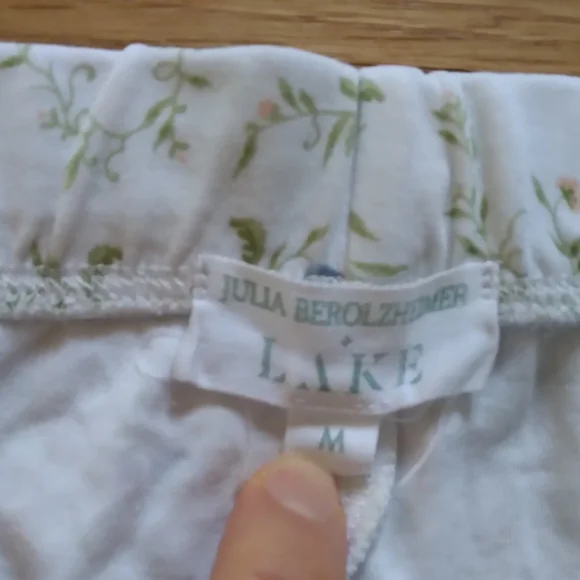 Julia Berolzheimer + Lake Floral Pajama Set Medium - Picture 3 of 12